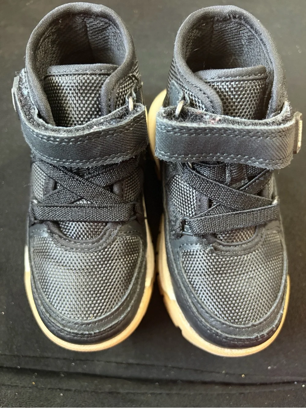 Kids boots/ sneakers